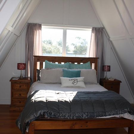 Classic A-Frame On Milford Te Anau Buitenkant foto