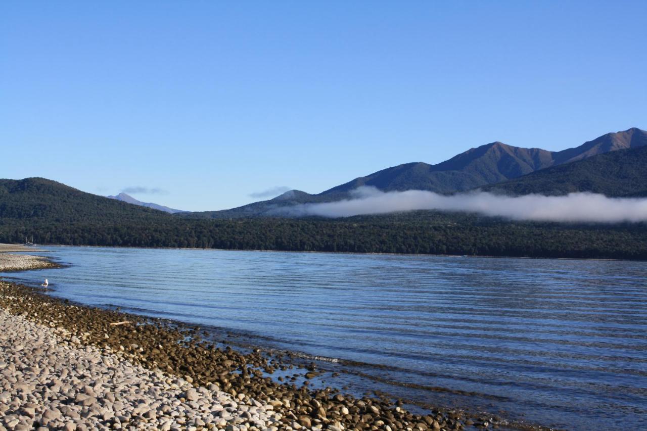 Classic A-Frame On Milford Te Anau Buitenkant foto